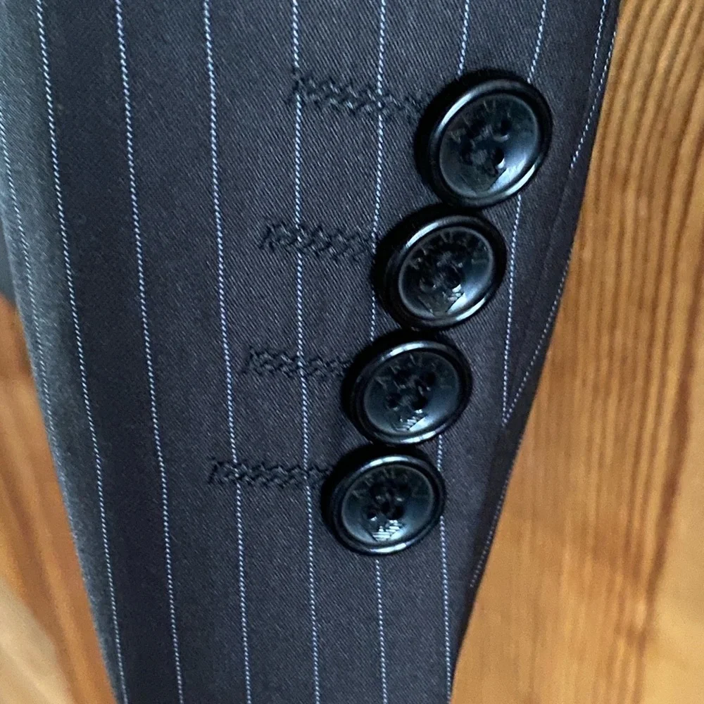 Giorgio Armani Main line Vintage C.2000 Navy Blue 3 Btn Wool Blazer Jacket 46R